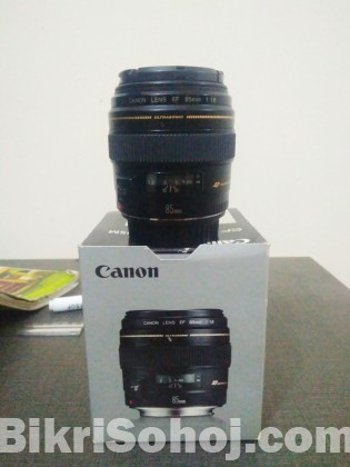 canon 85 lens f/1.8